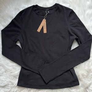 SKIMS Cotton Jersey Long Sleeve Tshirt M AP-TSH-0647